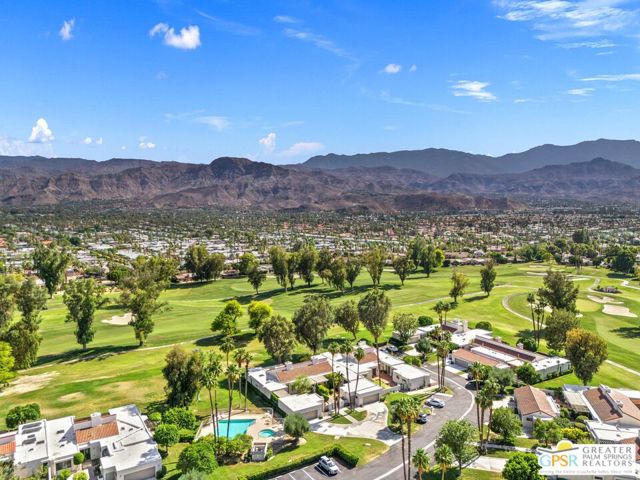 747 Inverness Drive, Rancho Mirage CA: https://media.crmls.org/mediaz/fe524449-6071-4c6d-8e20-0d3e801670dc.jpg