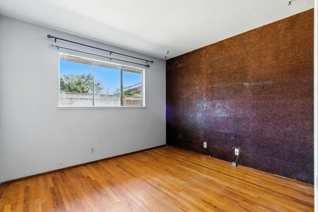 4887 Pepperwood Way, San Jose CA: https://media.crmls.org/mediaz/fe542462-6eee-4bdc-896e-fc81fe91cb26.jpg