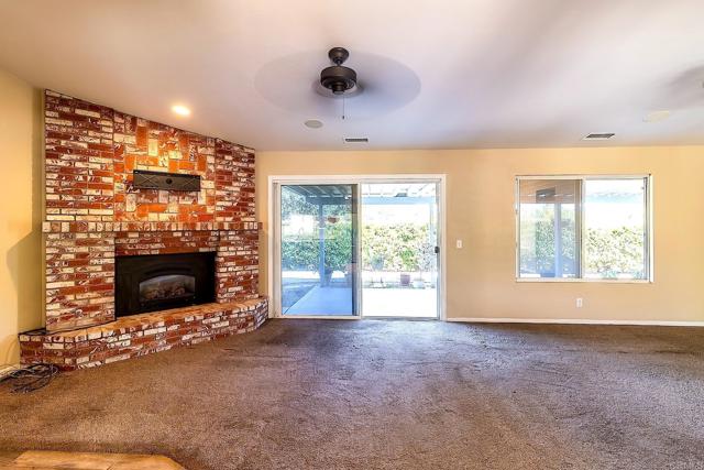 18822 Possum Pass, Valley Center CA: https://media.crmls.org/mediaz/fe554894-eee1-448b-98af-5f0383b8a590.jpg