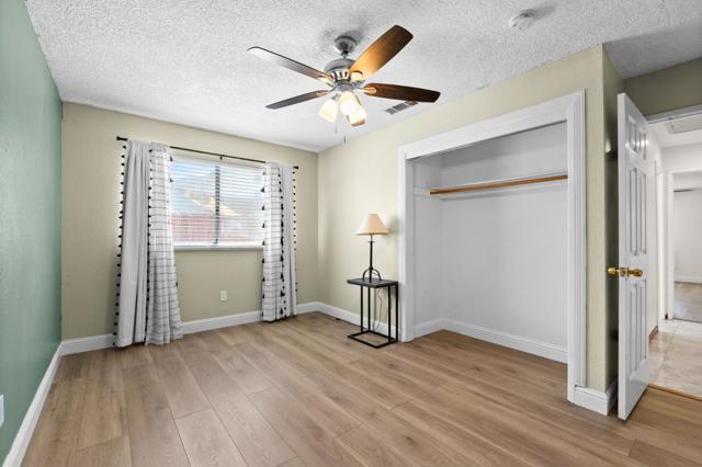 1014 Croyden Way, Manteca CA: https://media.crmls.org/mediaz/fe5548cd-440f-4361-a990-a330cecd4d9e.jpg