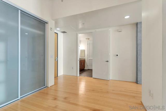 Image 19 of 29 For 1025 Island Ave  407