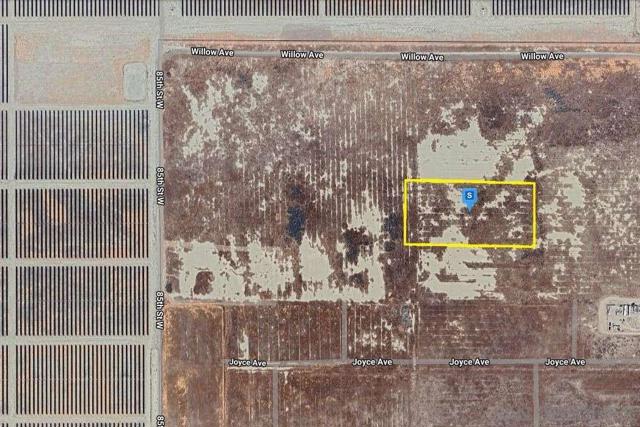 0 TBD, Rosamond CA: https://media.crmls.org/mediaz/fe587da1-b593-4656-a873-35d707c96d00.jpg