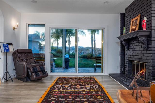 29795 Eagle Point Drive, Canyon Lake CA: https://media.crmls.org/mediaz/fe59e90b-8018-4425-ad65-cb05b1fc1b22.jpg