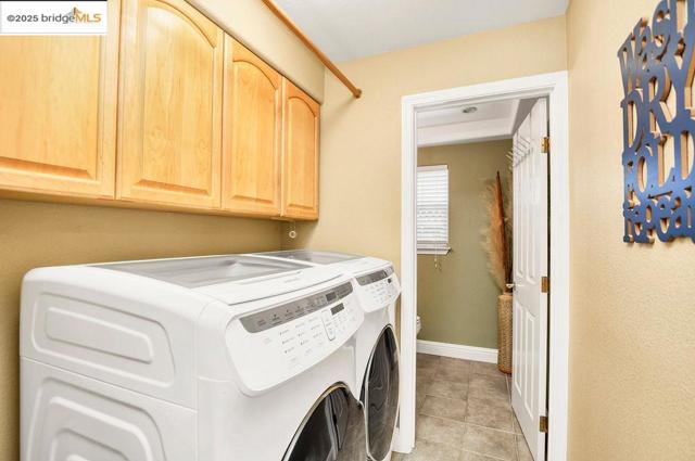 197 Branbury Dr, Campbell CA: https://media.crmls.org/mediaz/fe5acc67-ec3a-46f7-9678-1c0d17df3a36.jpg