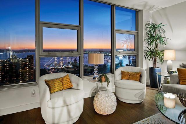 1388 Kettner Blvd, San Diego CA: https://media.crmls.org/mediaz/fe5ad2a8-f730-48e7-b732-1d0859e6badf.jpg