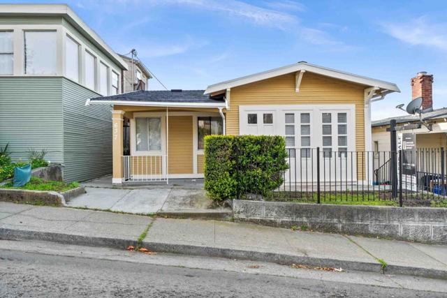 637 Maine Street, Vallejo CA: https://media.crmls.org/mediaz/fe5b44e3-a4be-4b00-ab53-b954c8e27638.jpg
