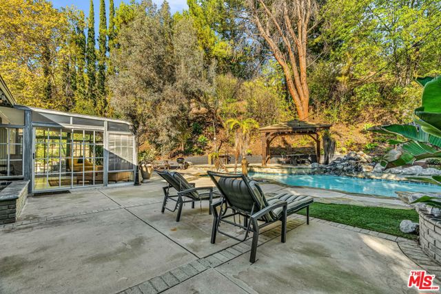 7170 Deveron Ridge Road, West Hills CA: https://media.crmls.org/mediaz/fe5b8272-e572-42fe-9e1f-66d71b0fb575.jpg