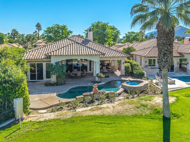 48145 Paso Tiempo Lane, La Quinta CA: https://media.crmls.org/mediaz/fe5b95a3-eca4-40a3-b50f-8838ba0a5bc0.jpg