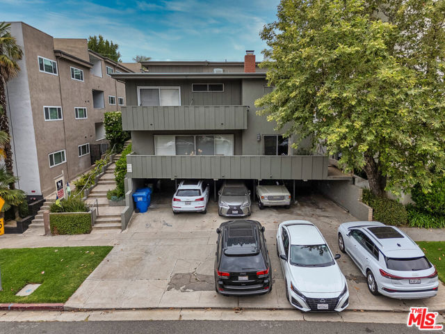 1357 1361 S Beverly Glen Boulevard, Los Angeles CA: https://media.crmls.org/mediaz/fe5bddbd-2dde-4c85-a33e-1fadeff7150e.jpg