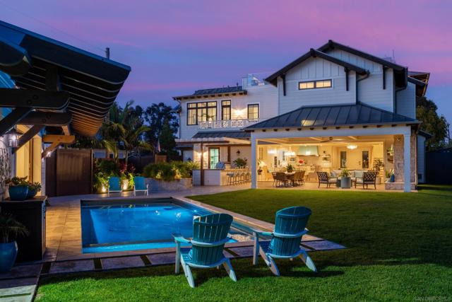 1040 Pine St, Coronado CA: https://media.crmls.org/mediaz/fe5c019b-2bf2-438a-a37e-4d2d4ef90c81.jpg