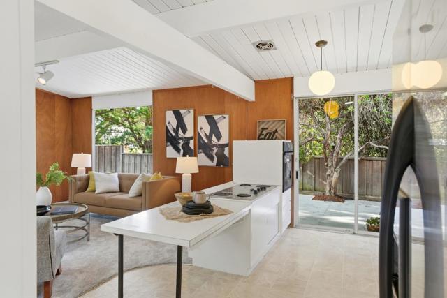 1582 Brandywine Road, San Mateo CA: https://media.crmls.org/mediaz/fe5d2b1c-1b44-45ee-8eaf-e4f2d7ea3239.jpg