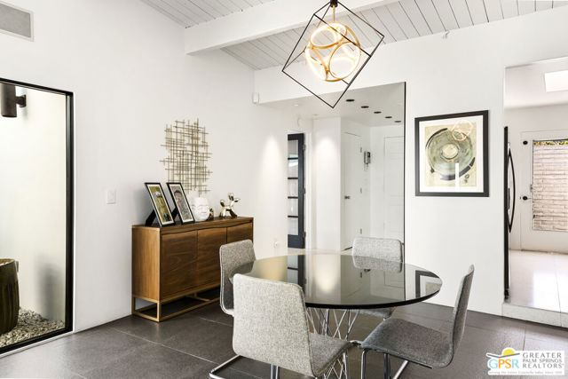 2084 S Lagarto Way, Palm Springs CA: https://media.crmls.org/mediaz/fe5d58ee-d988-456e-ae05-0c9cdd4c565c.jpg