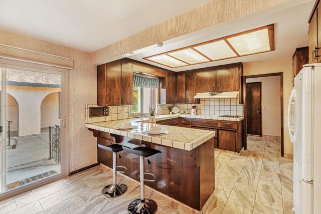 1870 Cushman Street, Hollister CA: https://media.crmls.org/mediaz/fe5d87ae-f35d-40ae-958a-a69fca3a25ed.jpg