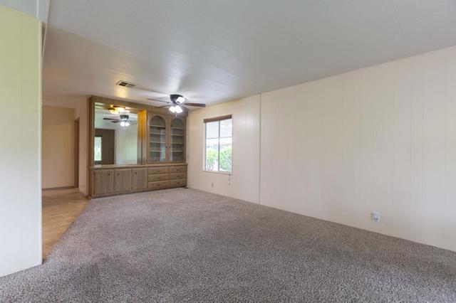 1219 E Barham Dr Spc 106, San Marcos CA: https://media.crmls.org/mediaz/fe5e80ad-d216-4b4a-bc59-4b1d7a76cc59.jpg