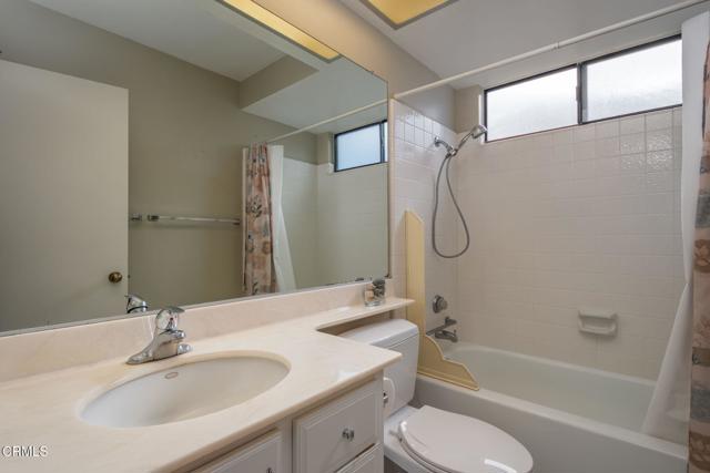 Detail Gallery Image 12 of 50 For 2363 Seagull Ave, Ventura,  CA 93003 - 4 Beds | 2 Baths
