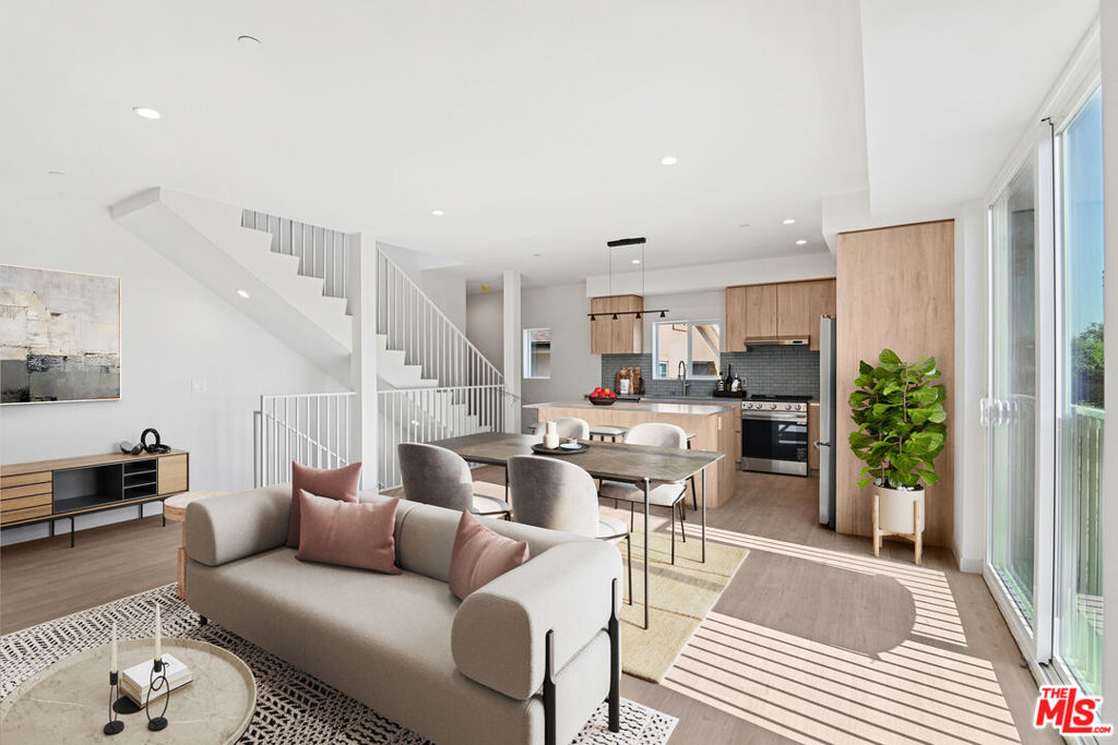 Multifamily at 2523 S Orange Drive