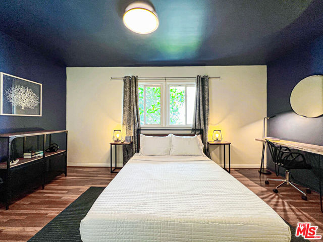 1173 Amherst Avenue, Los Angeles CA: https://media.crmls.org/mediaz/fe617d93-d6f7-45d5-881f-e5e760e898f1.jpg