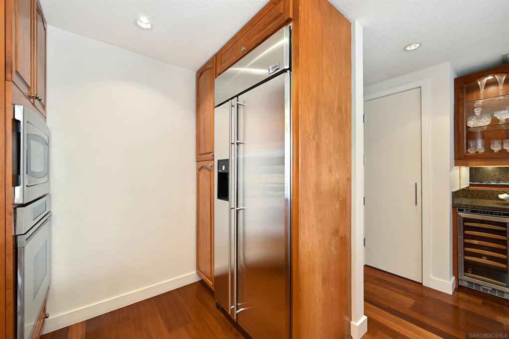 1199 Pacific Hwy - photo 13