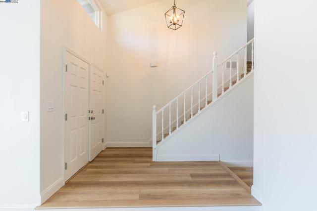 1445 Mellissa Cir, Antioch CA: https://media.crmls.org/mediaz/fe630e5b-6b9a-4a54-ba57-691a2d386ece.jpg
