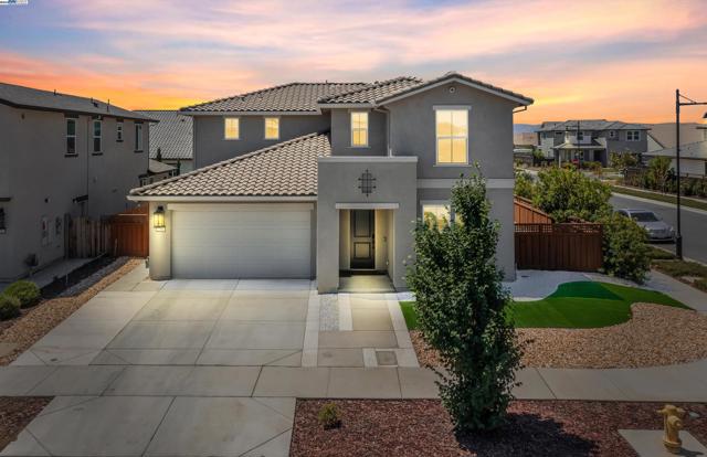 2306 Mozart avenue, Lathrop CA: https://media.crmls.org/mediaz/fe635f9b-3e9a-4d60-b5ed-3e65e3a3a9cf.jpg