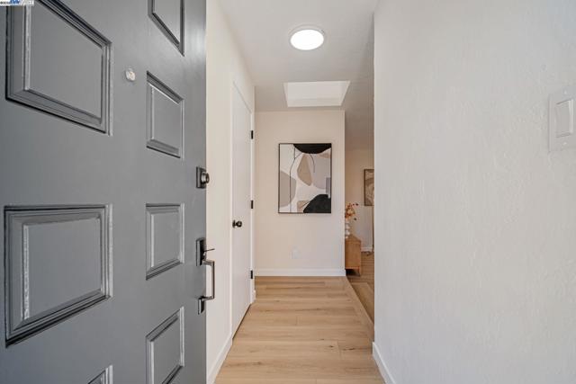 6588 Flanders Dr, Newark CA: https://media.crmls.org/mediaz/fe63dffc-bc41-4f70-b8f5-ab4530fa68f5.jpg