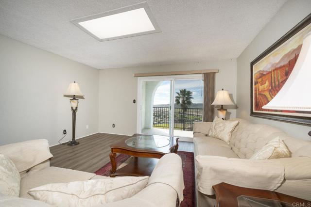 Detail Gallery Image 17 of 32 For 3606 Vista Rey #46,  Oceanside,  CA 92057 - 2 Beds | 2 Baths