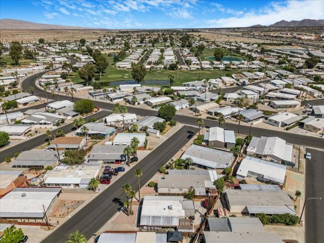 32857 Bloomfield Avenue, Thousand Palms CA: https://media.crmls.org/mediaz/fe65710a-c0ac-4197-a49d-9d8fc816f2e6.jpg