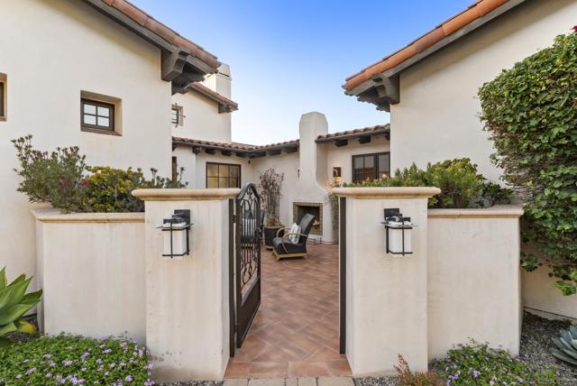 7778 Camino Sin Puente, Rancho Santa Fe CA: https://media.crmls.org/mediaz/fe670130-097e-4647-a3b4-f1b373848d74.jpg