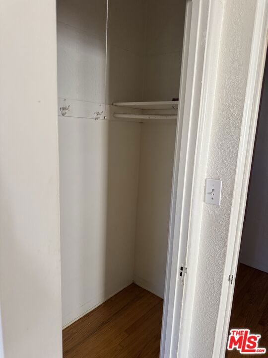 1531 Silver Lake Boulevard, Los Angeles CA: https://media.crmls.org/mediaz/fe68ee61-940f-4415-a546-7eaf09e7798b.jpg