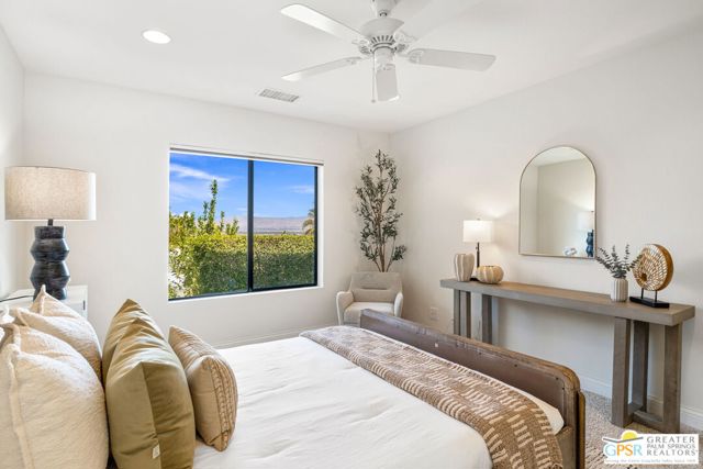 13 Cahuilla Hills Drive, Palm Springs CA: https://media.crmls.org/mediaz/fe690c27-612d-434a-a045-83f581f86d14.jpg