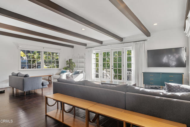 263 San Miguel Road, Pasadena CA: https://media.crmls.org/mediaz/fe695295-c697-4b3e-a199-3e0d826d4881.jpg