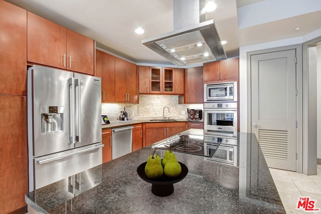 10710 Wilshire Boulevard #706