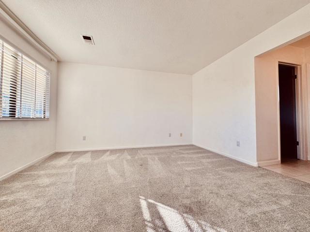 808 Duffin Drive, Hollister CA: https://media.crmls.org/mediaz/fe6ab804-db45-4985-bbae-07e66114c8aa.jpg