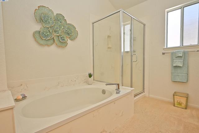4525 Wolverine Way, Antioch CA: https://media.crmls.org/mediaz/fe6ac986-6579-41e3-8280-5e85c3771407.jpg