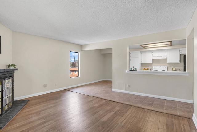 Detail Gallery Image 4 of 18 For 1040 E Washington Ave #33,  Escondido,  CA 92025 - 1 Beds | 1 Baths