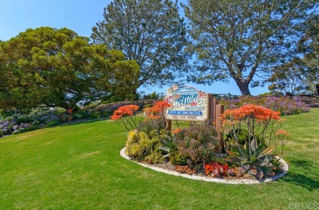 105 Mangano Circle, Encinitas CA: https://media.crmls.org/mediaz/fe6b8cb2-1d7a-40cb-8f76-0ab7cb8514bb.jpg