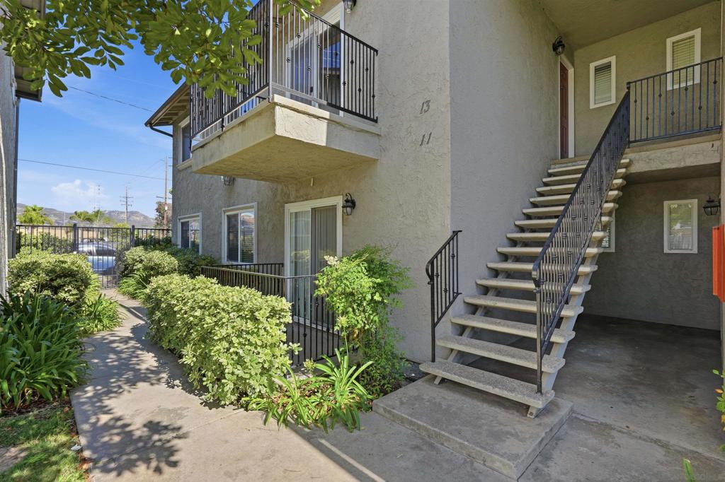 1490 Naranca Ave. #11