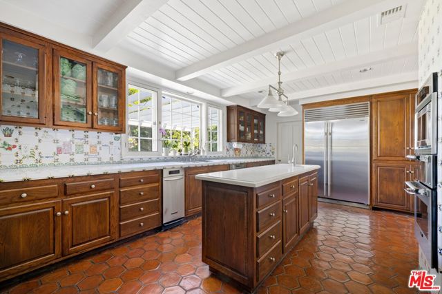 Image 7 of 28 For 616 Perugia Way