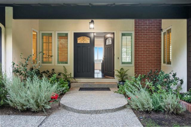 168 Sunrise Drive, Woodside CA: https://media.crmls.org/mediaz/fe6f3cca-30b6-44c7-b2d7-c0b5420c2bff.jpg