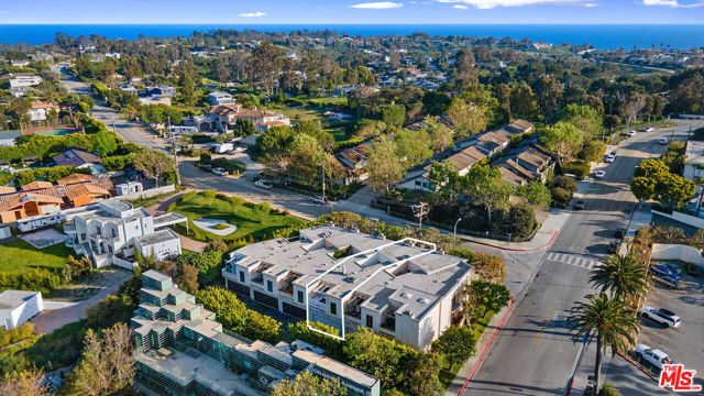 Drew Fenton | 6502 Dume Drive Malibu CA | MLS: 7296995