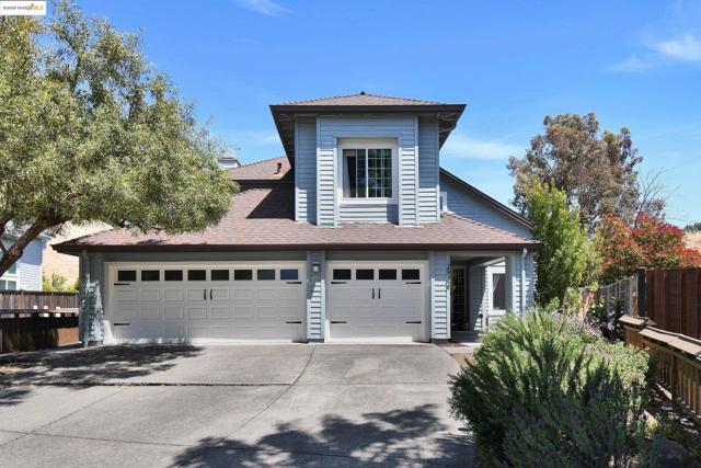 2944 Von Doolen Court, Pinole CA: https://media.crmls.org/mediaz/fe702c82-7643-4048-a889-cbafb8f2cdcc.jpg