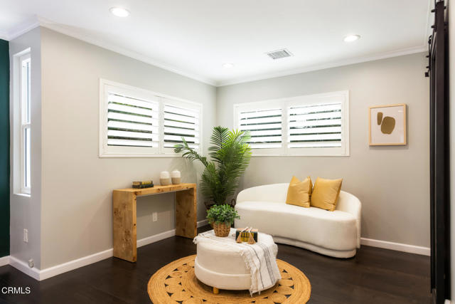 11442 Brainard Avenue, Sylmar CA: https://media.crmls.org/mediaz/fe707491-f4ac-4b2d-82c7-4e96f18183ad.jpg