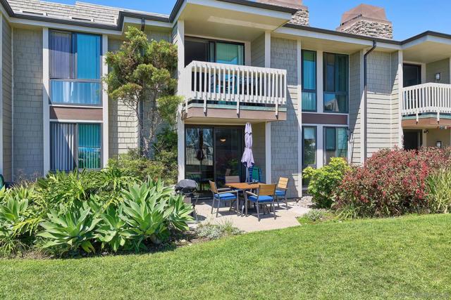 Image 37 of 45 For 999 Pacific St  D011