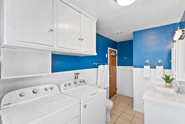 148 Mason Street, Santa Cruz CA: https://media.crmls.org/mediaz/fe72bc9e-7510-40ab-ac30-e8f0d76bb70f.jpg
