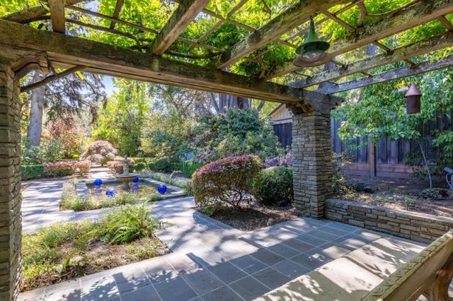 Image 111 of 133 For 2181 Parkside Avenue