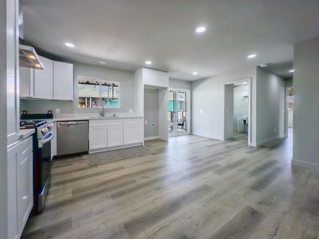 88 Dunes Circle, Cathedral City CA: https://media.crmls.org/mediaz/fe734df9-d370-4b4d-8169-83a812353ffe.jpg