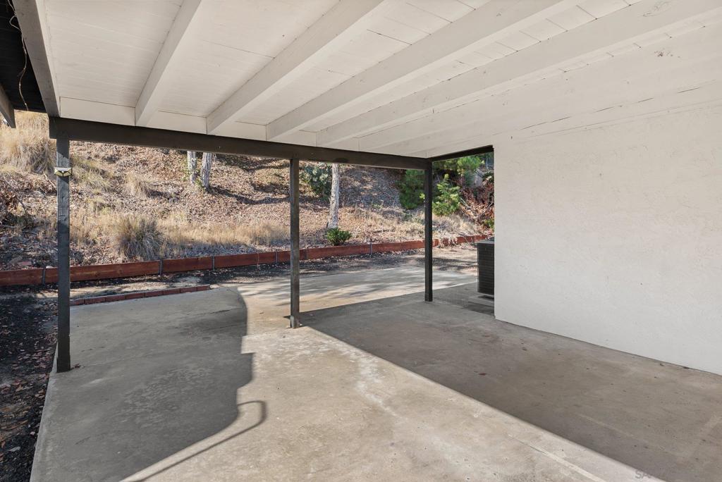 MLS #250043147SD image #31