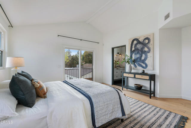 1813 N Avenue 55, Los Angeles CA: https://media.crmls.org/mediaz/fe74be06-15e9-402e-920d-a3b293864451.jpg