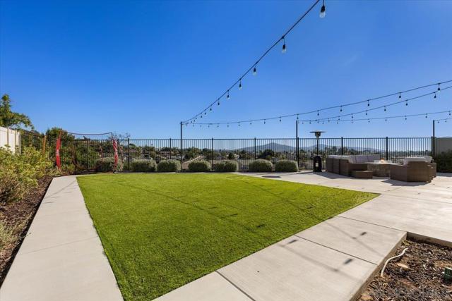 1457 Natalia Court, Escondido CA: https://media.crmls.org/mediaz/fe75a459-b0e1-4d4e-881f-9b250fd72bce.jpg