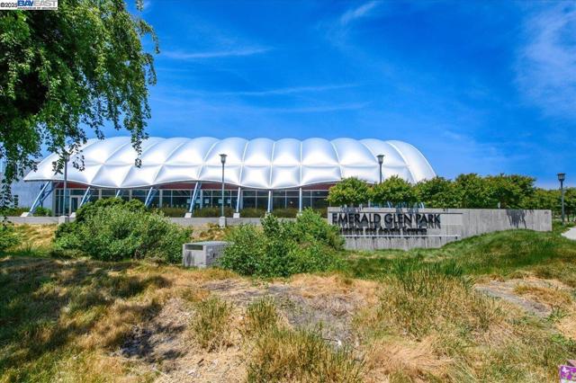 4682 Central Pkwy, Dublin CA: https://media.crmls.org/mediaz/fe7617d4-eb3f-421d-a7a0-0af18e599295.jpg